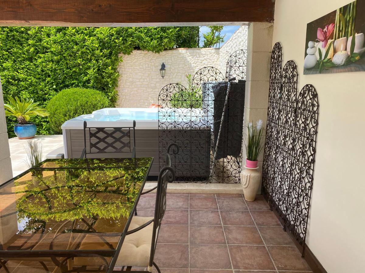 Mas Beau Soleil & Spa Cottages De Charme Avec Jacuzzi&Jardin Prives Saint-Rémy-de-Provence Kültér fotó