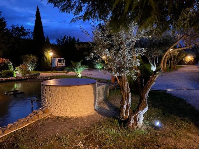 Mas Beau Soleil & Spa Cottages De Charme Avec Jacuzzi&Jardin Prives Saint-Rémy-de-Provence Kültér fotó