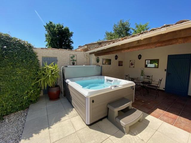 Mas Beau Soleil & Spa Cottages De Charme Avec Jacuzzi&Jardin Prives Saint-Rémy-de-Provence Kültér fotó